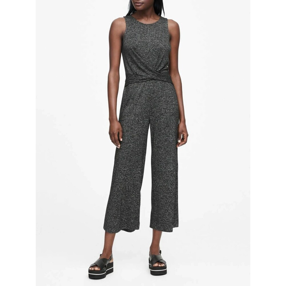 Banana Republic Size Medium Twist Front Jumpsuit L7